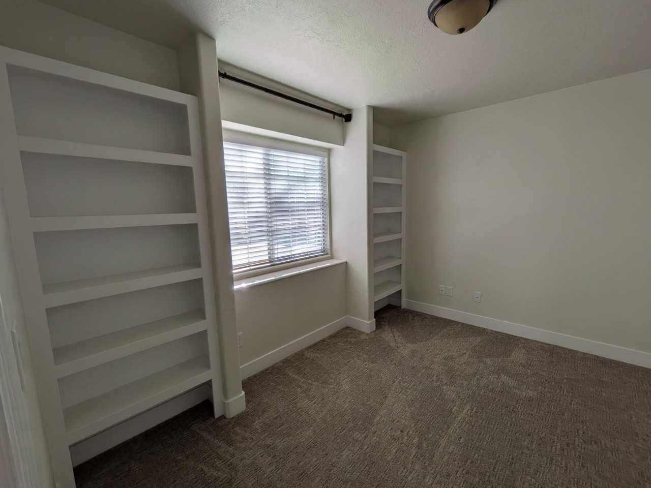 351 S Valley View Dr #36 - Photo 5 of 32