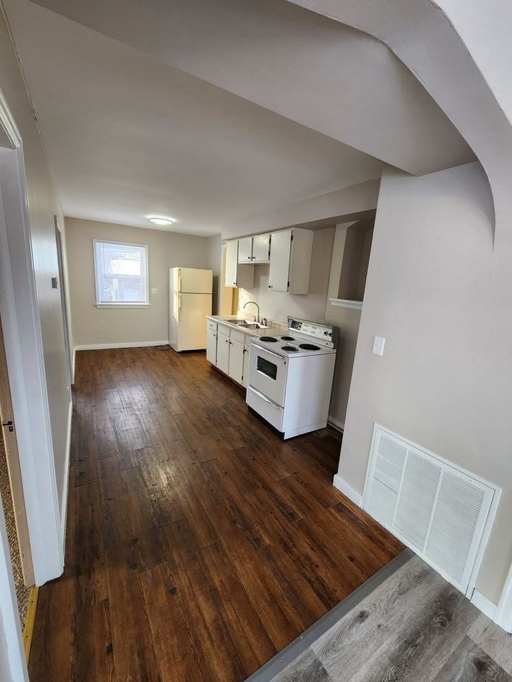 4th Ave Multi - Photo 2 of 23