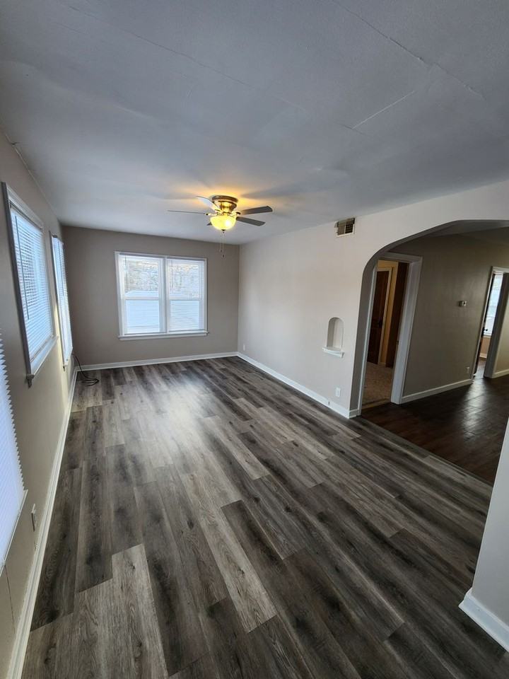 4th Ave Multi - Photo 3 of 23