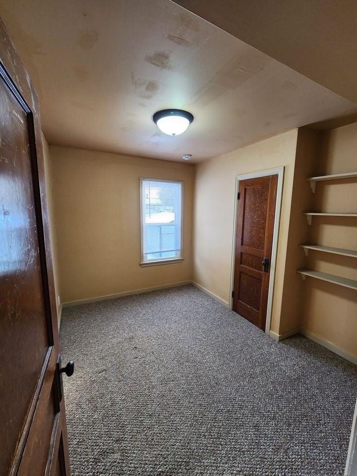 4th Ave Multi - Photo 6 of 23