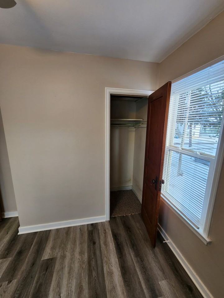 4th Ave Multi - Photo 7 of 23