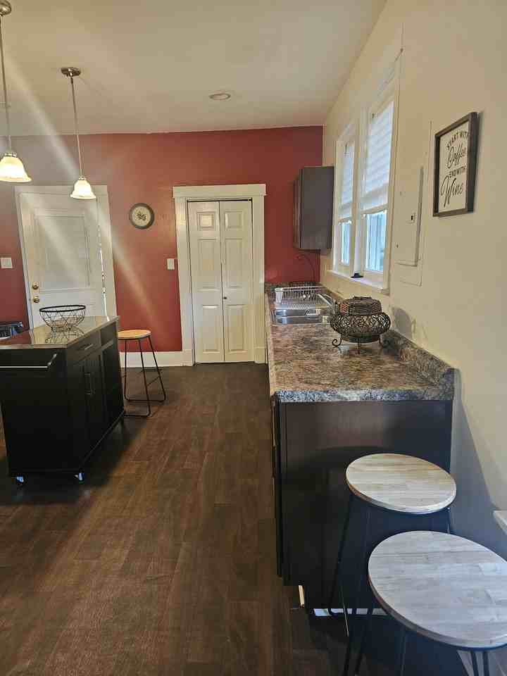 Washington Ave & Main St - Photo 6 of 16