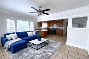 LB0943 (Chestnut) - Photo 1 of 1