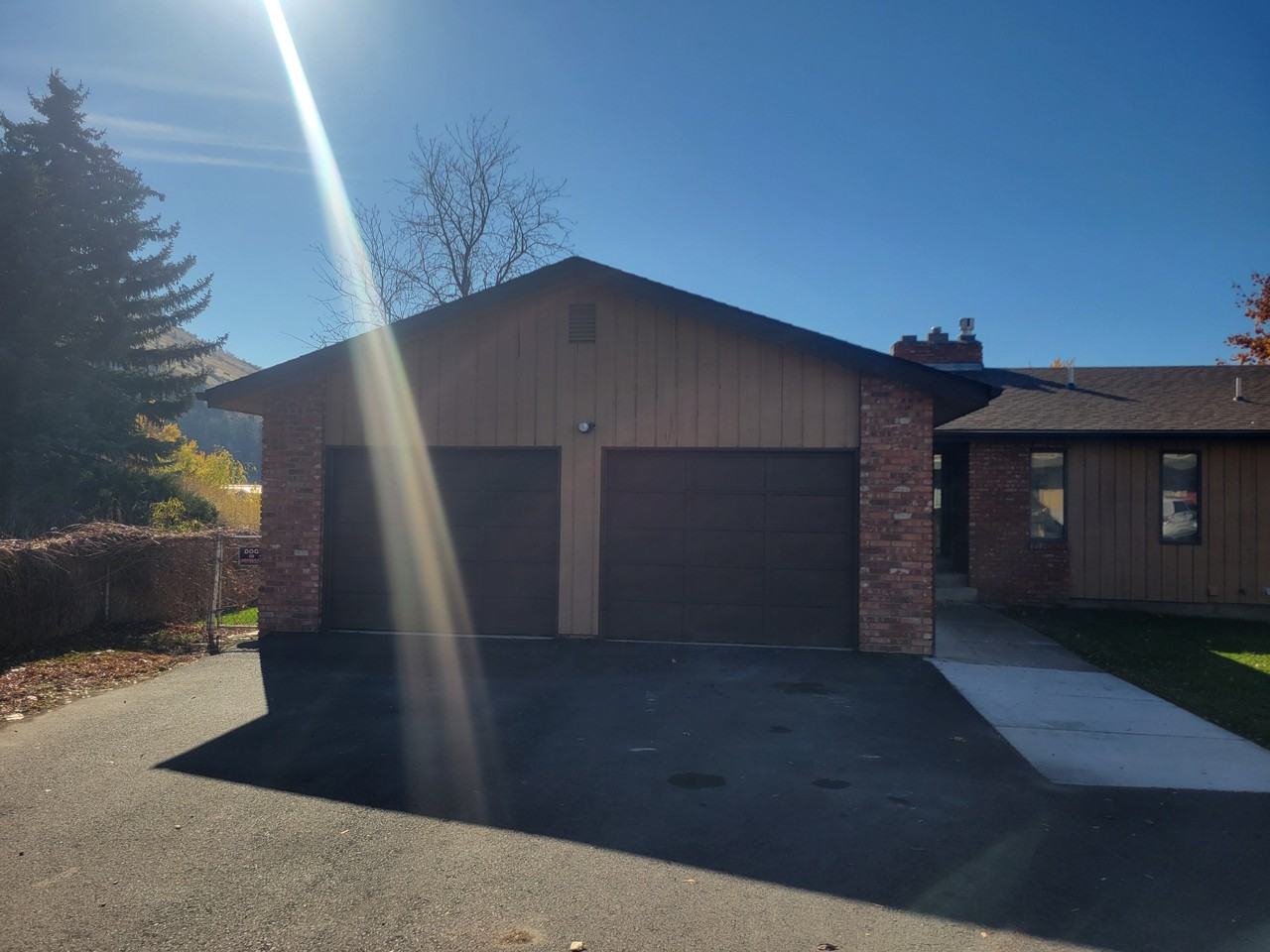 1033 E Broadway St - Photo 6 of 13