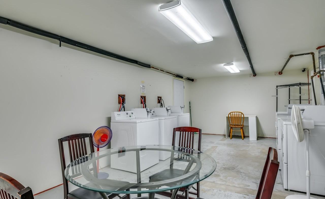 River Park Apartments! - Photo 3 of 3