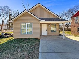 featured image of 3618 Lyle Ave