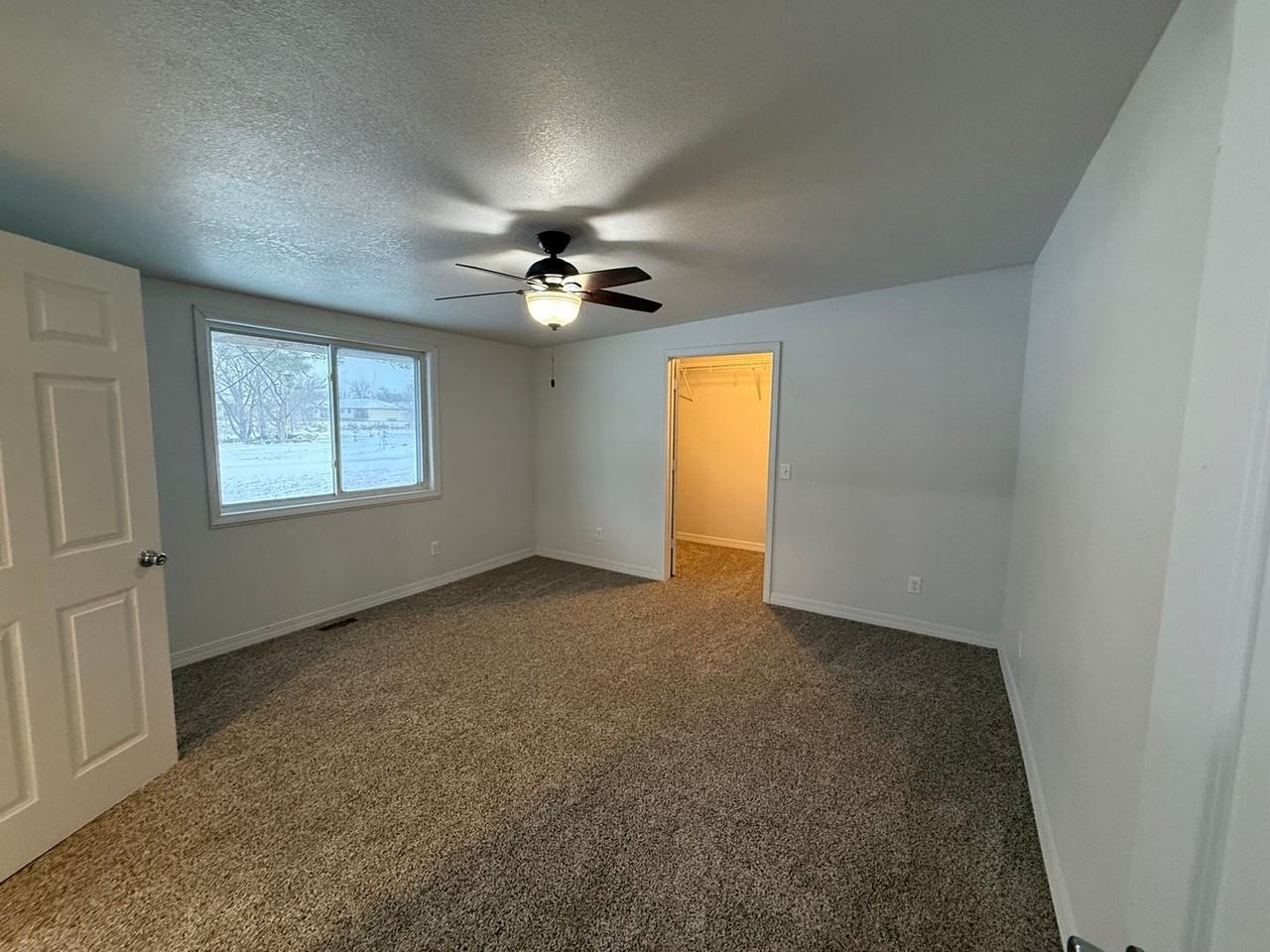 301 15th St Sw - Photo 7 of 23