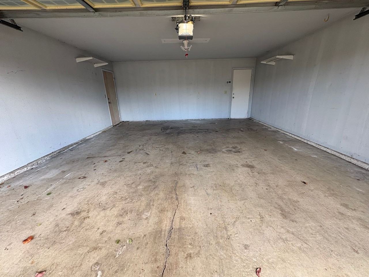 644 N Atwood St - Photo 3 of 30