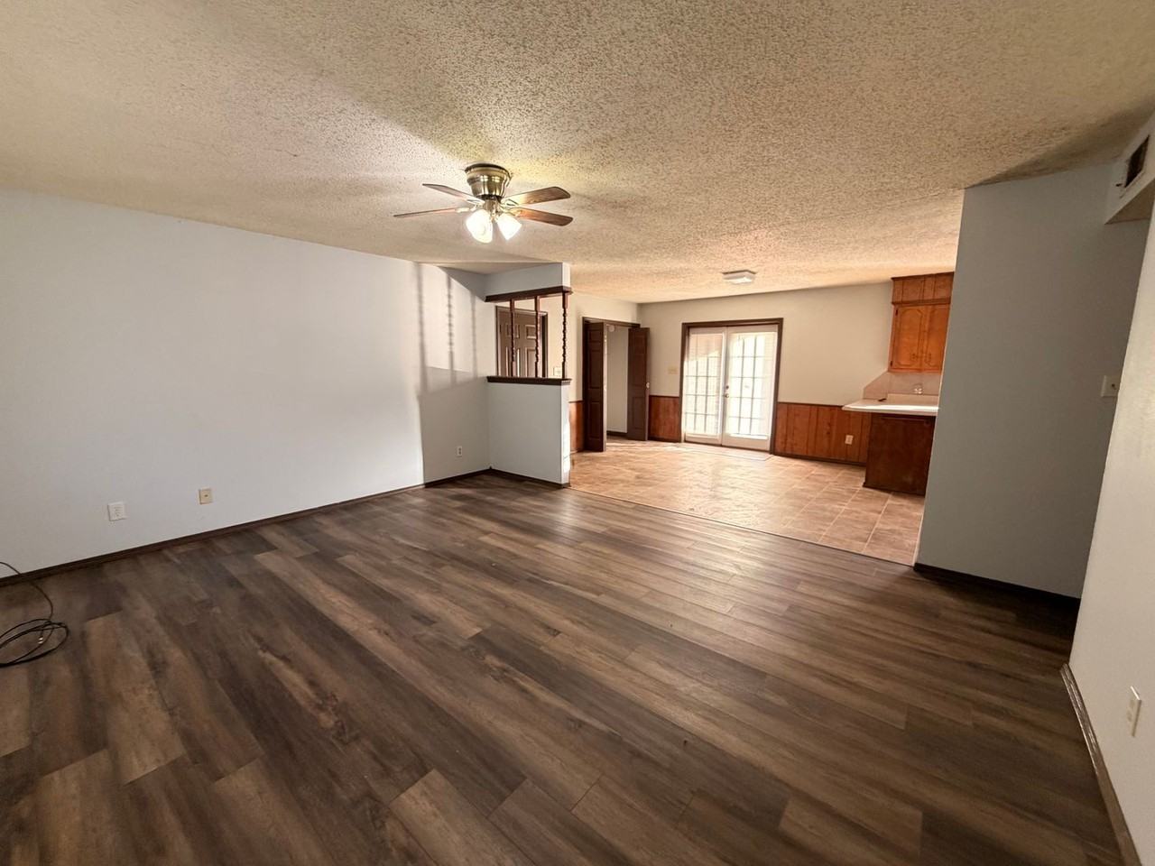 2108 E 14th St - Photo 3 of 10