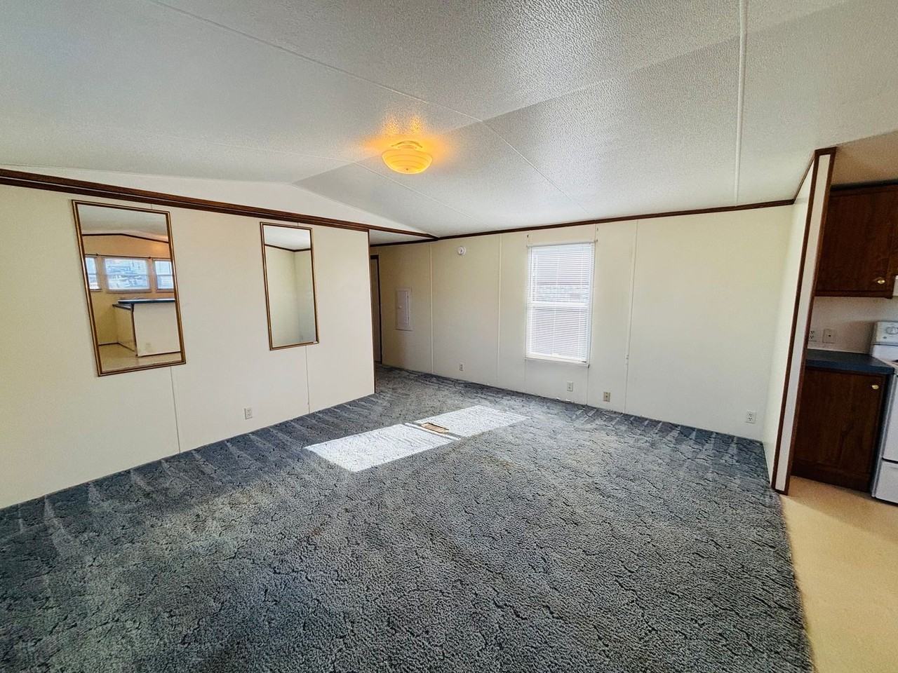 Ruth Lane / Phillip Lane - Photo 2 of 14