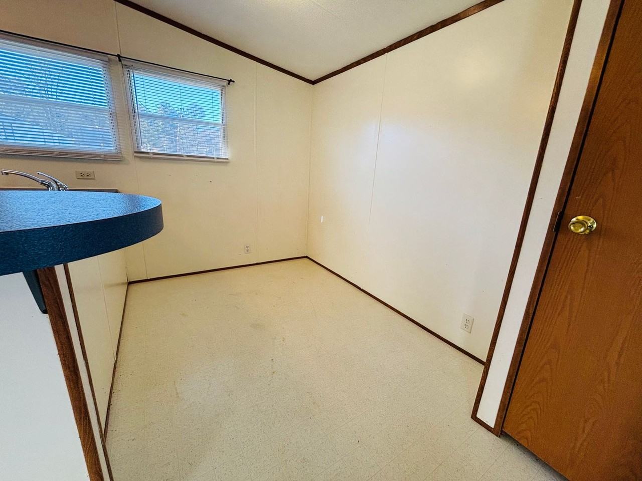 Ruth Lane / Phillip Lane - Photo 5 of 14