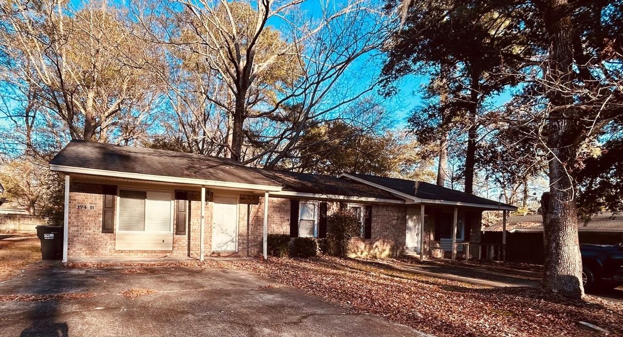 174 Hummingbird Ave - Photo 2 of 2