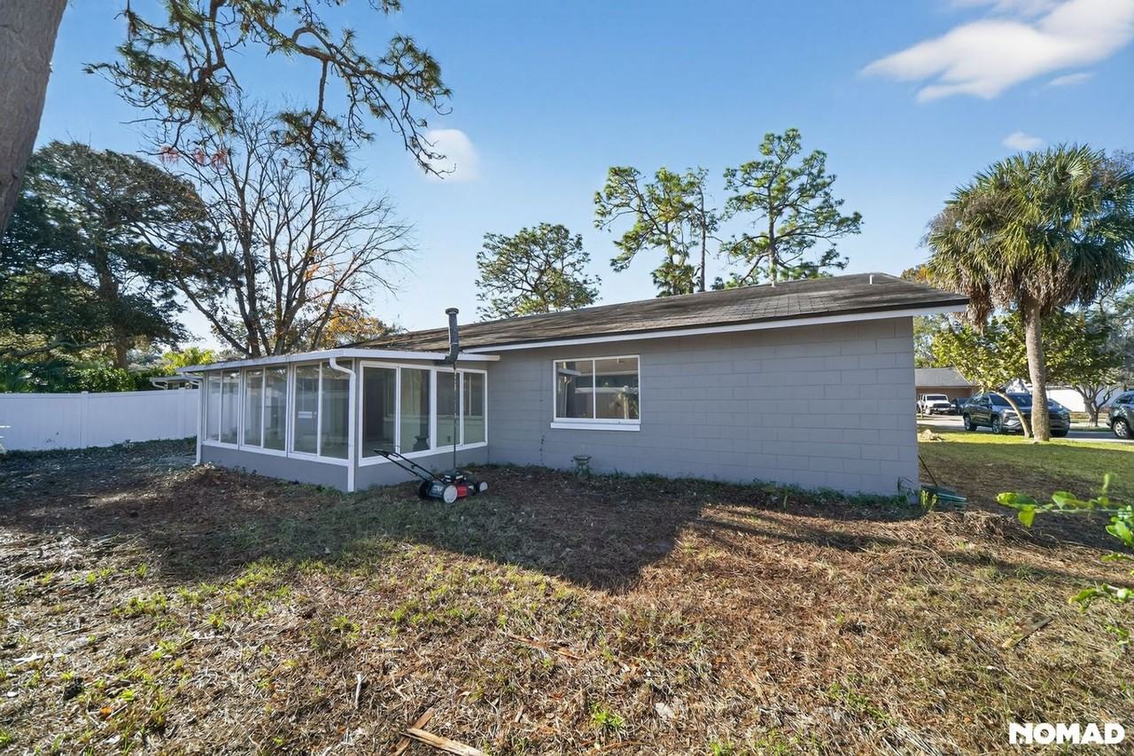 885 Little Bend Rd - Photo 7 of 32