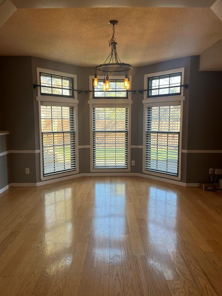 1428 Stone Meadows Dr - Photo 5 of 44