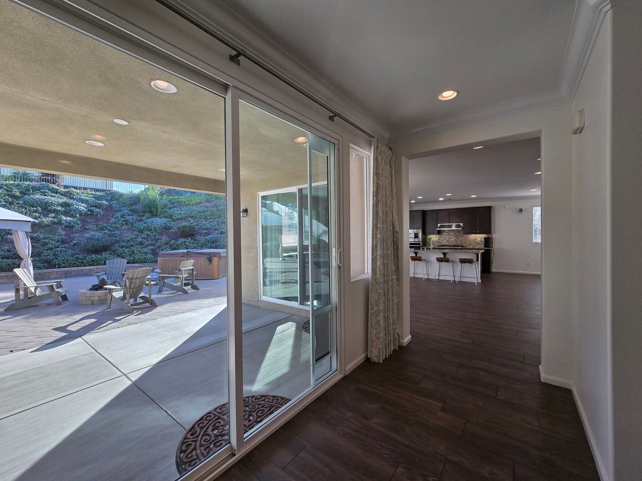 9480 Visaya Dr - Photo 5 of 31