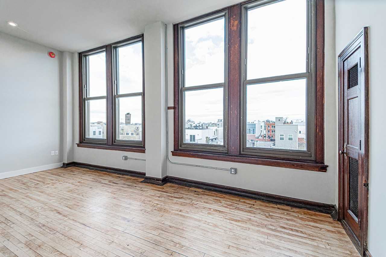 1300 S 19th Street - Photo 4 of 39