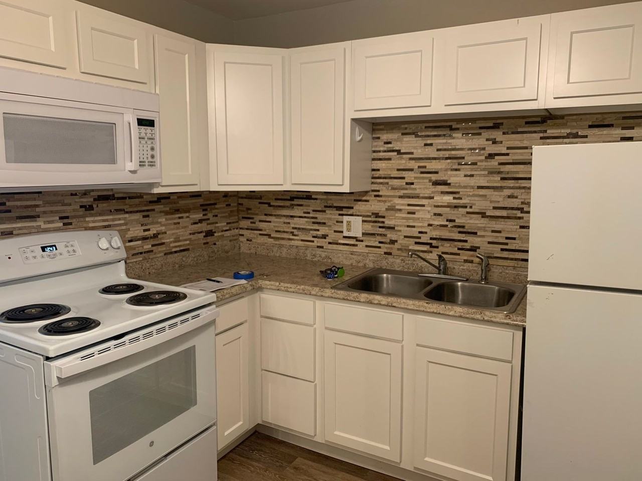 Square - Photo 3 of 7