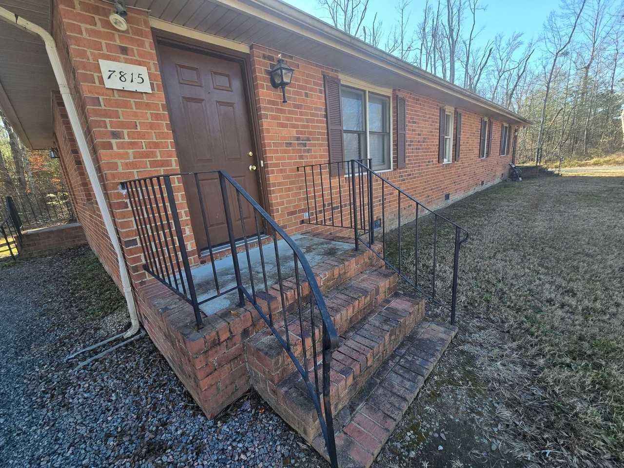 7815 Partridge Ct - Photo 2 of 11