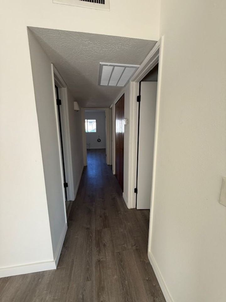 1322 Marauder Dr - Photo 4 of 12