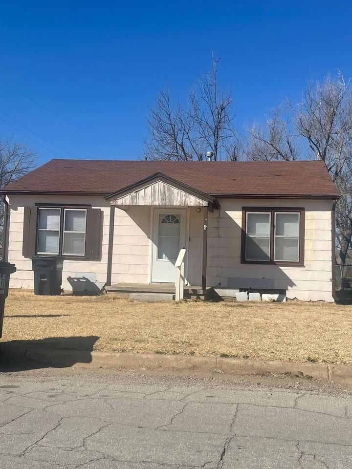 1102 N 13th St - Photo 7 of 7