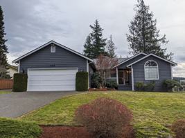 featured image of 4703 Cypress Dr