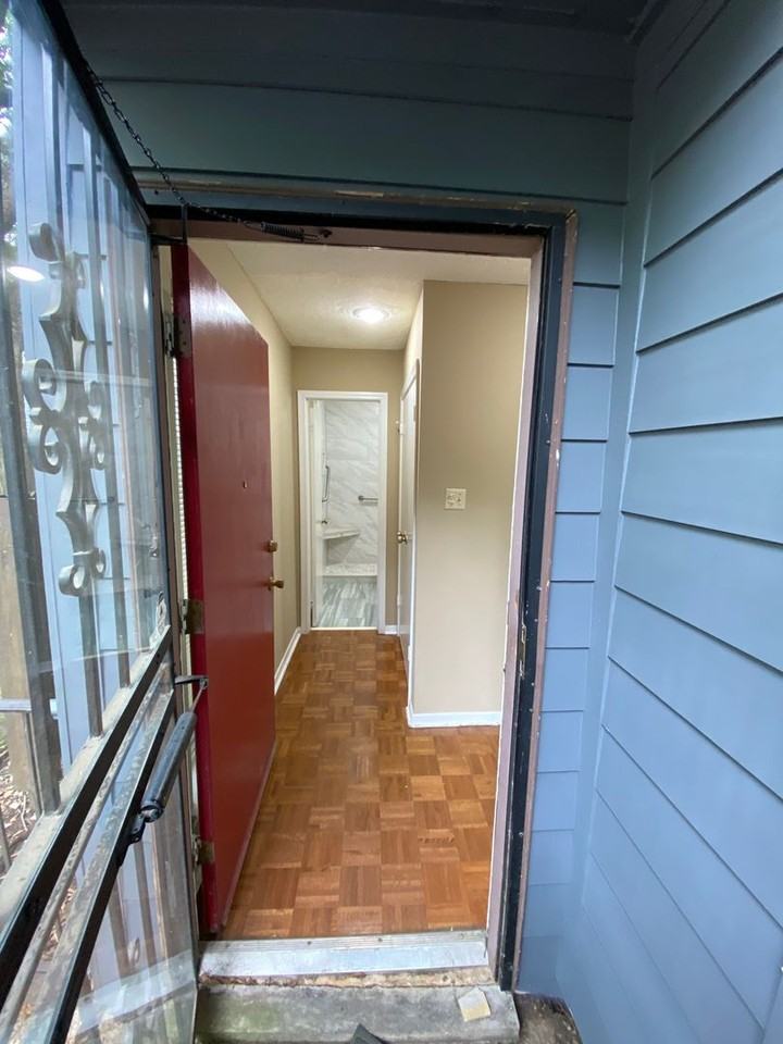 3962 Grahamdale Cir - Photo 4 of 24