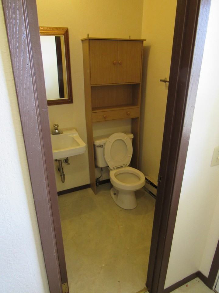 6476 Cherokee Ln #D - Photo 4 of 8