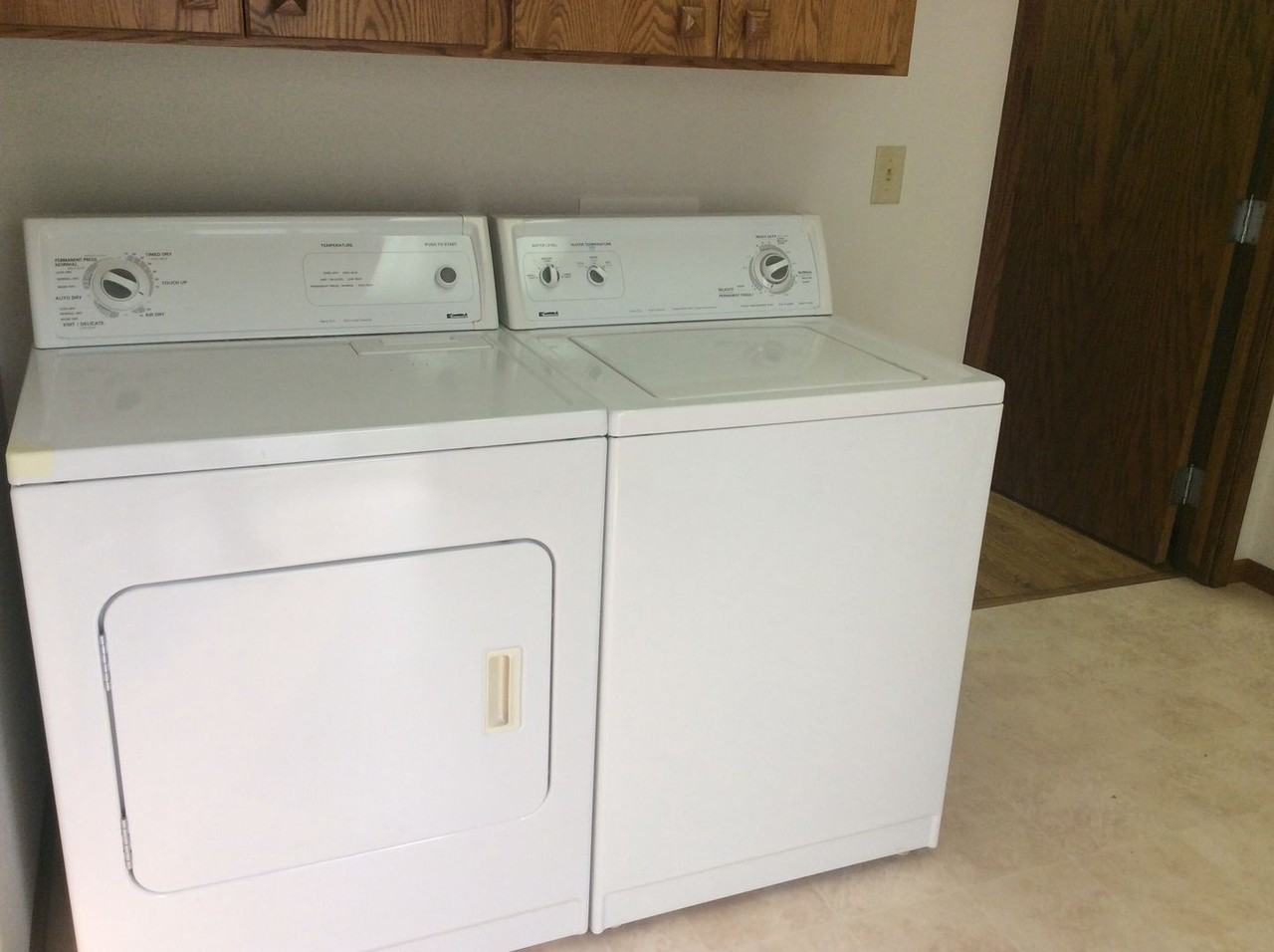 435 S Main Ave - Photo 7 of 8