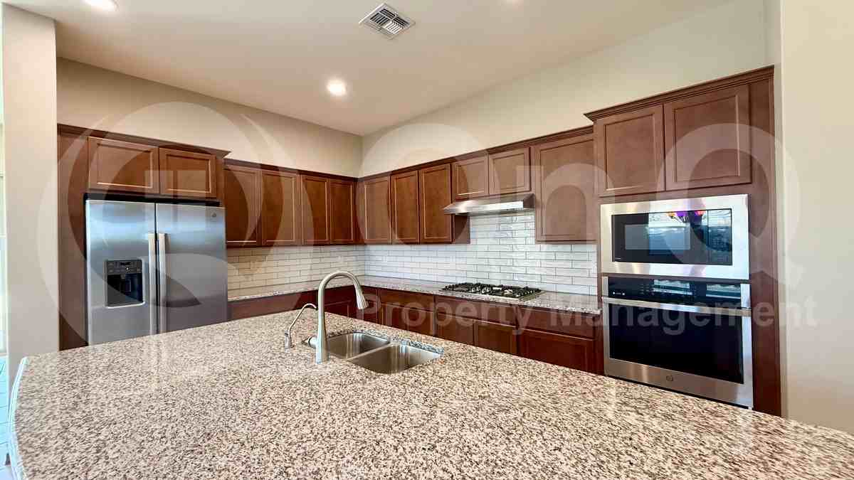 2961 W Santa Fe Dr - Photo 4 of 21