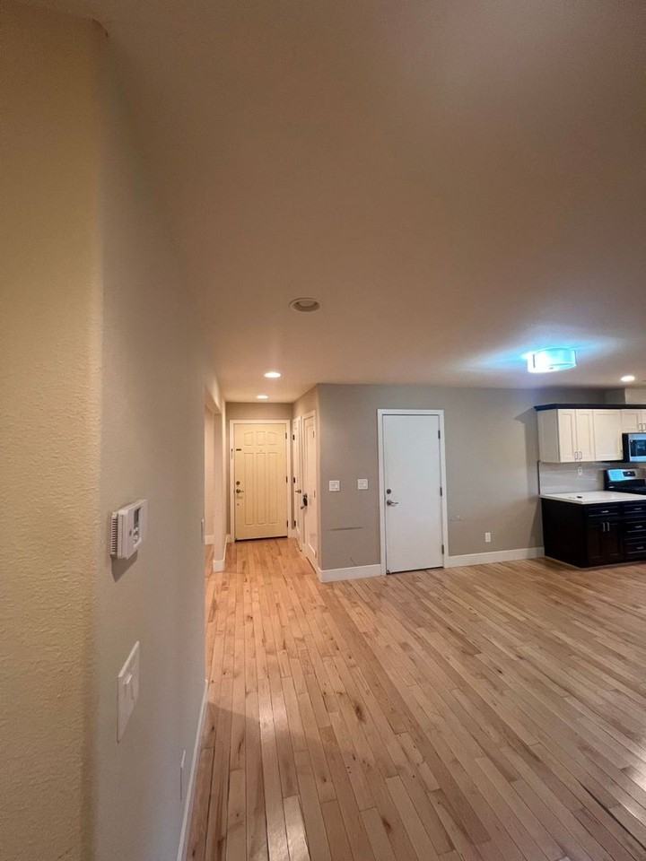 1276 Kansas Cir - Photo 5 of 21