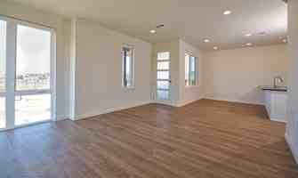 featured image of 1542 Myers Ln #102