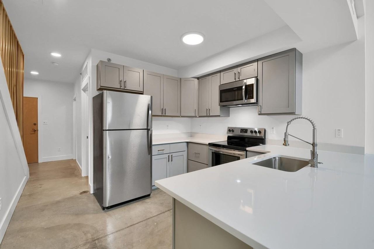 4500 S Kingshighway Blvd - Photo 7 of 18