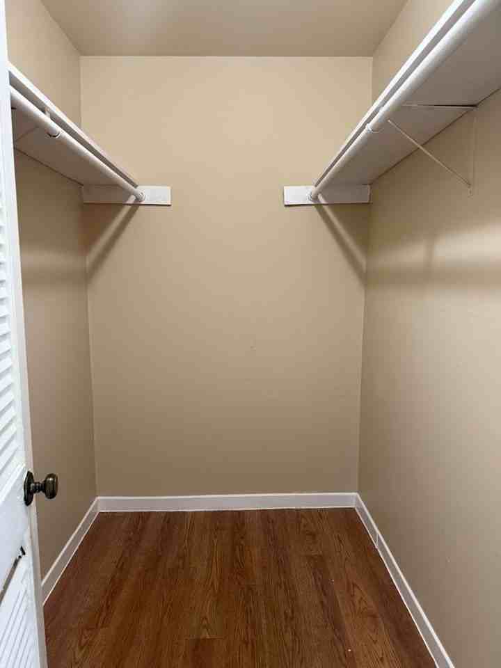 1000 W 26th St - Photo 7 of 13