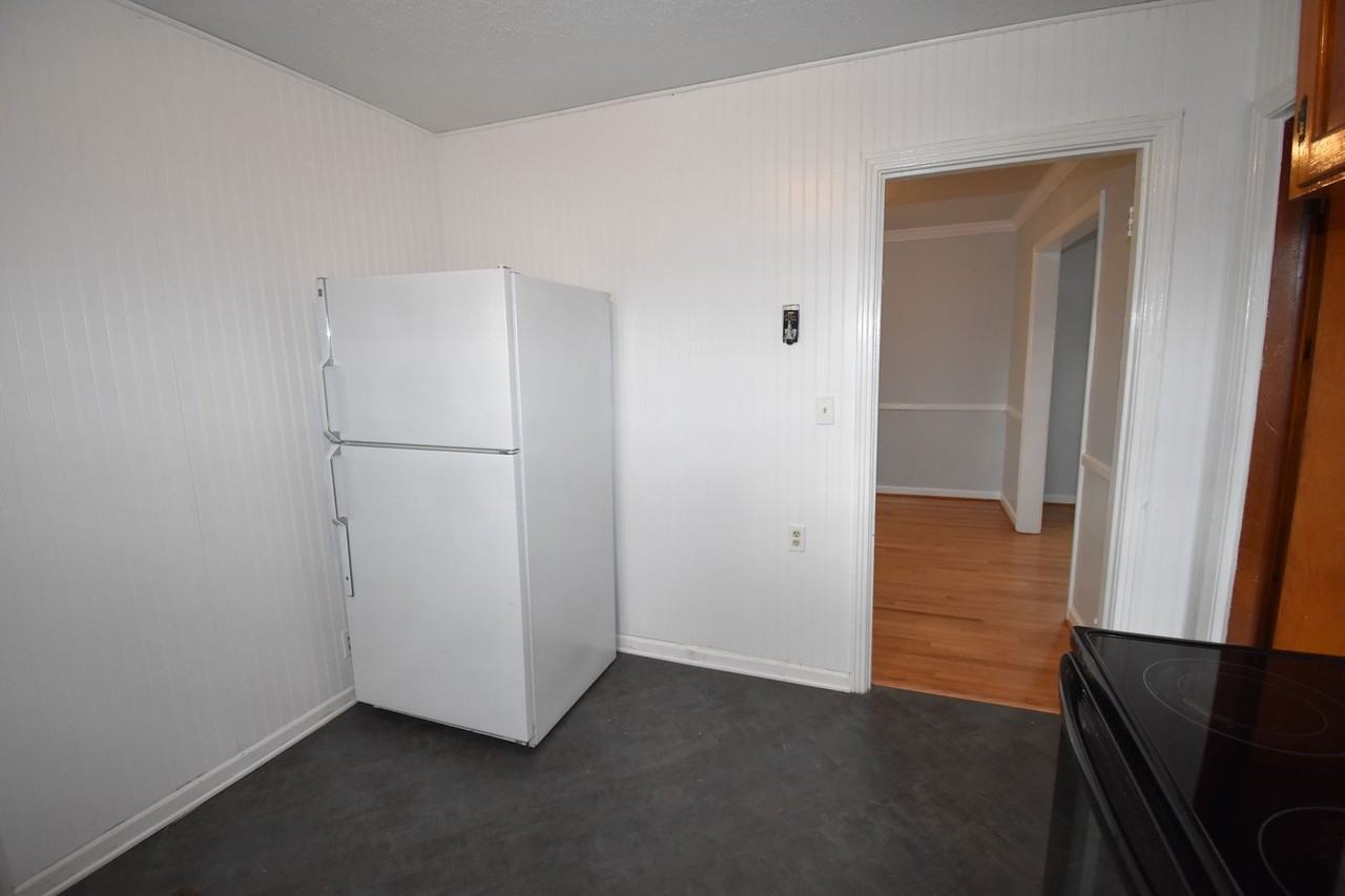 2028 Montgomery Pkwy - Photo 7 of 17