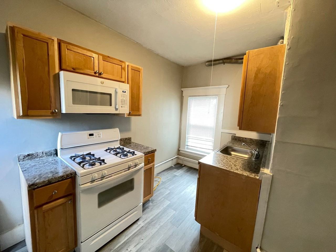 325 Amherst St #2F - Photo 2 of 16