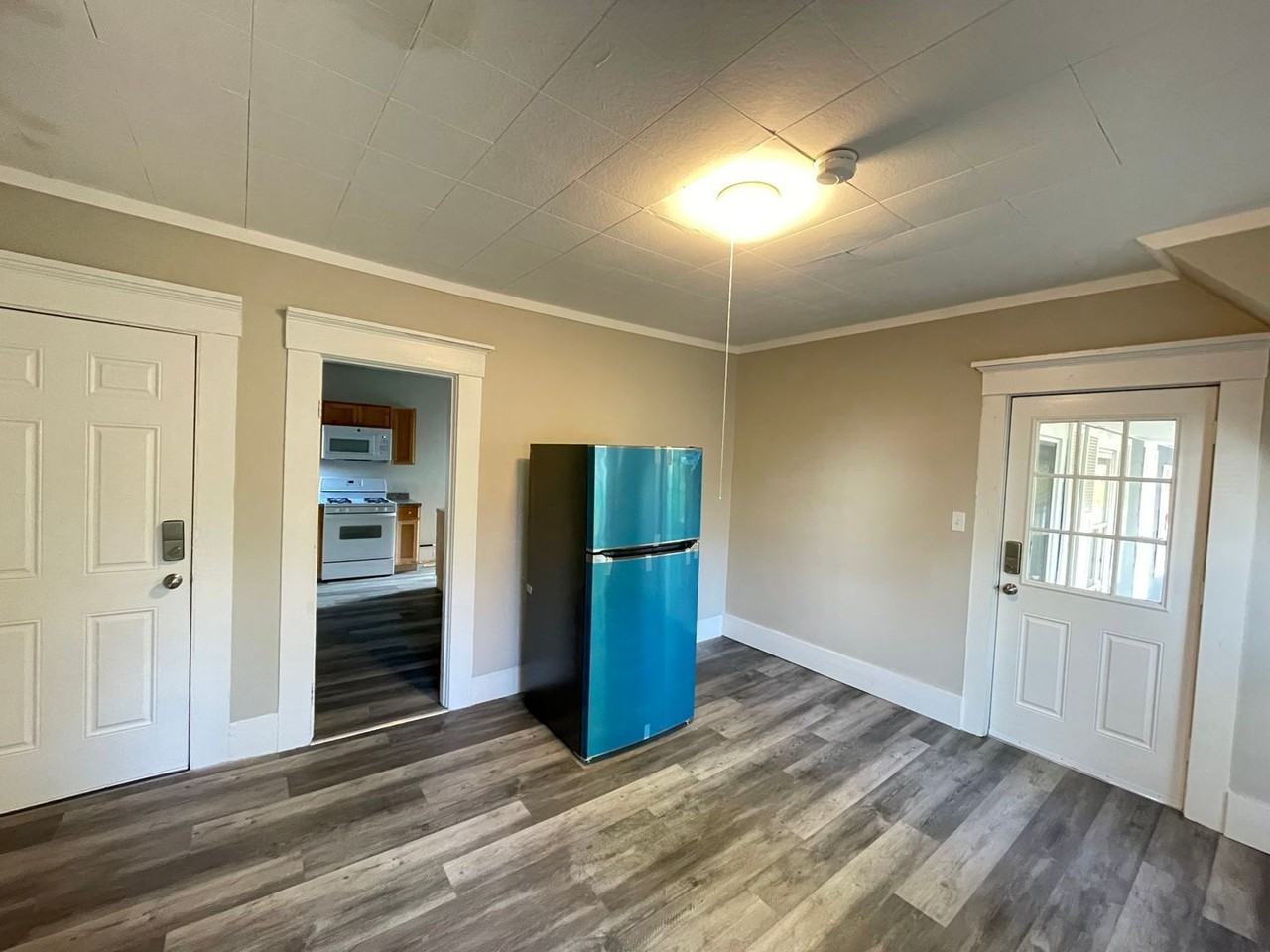 325 Amherst St #2F - Photo 5 of 16