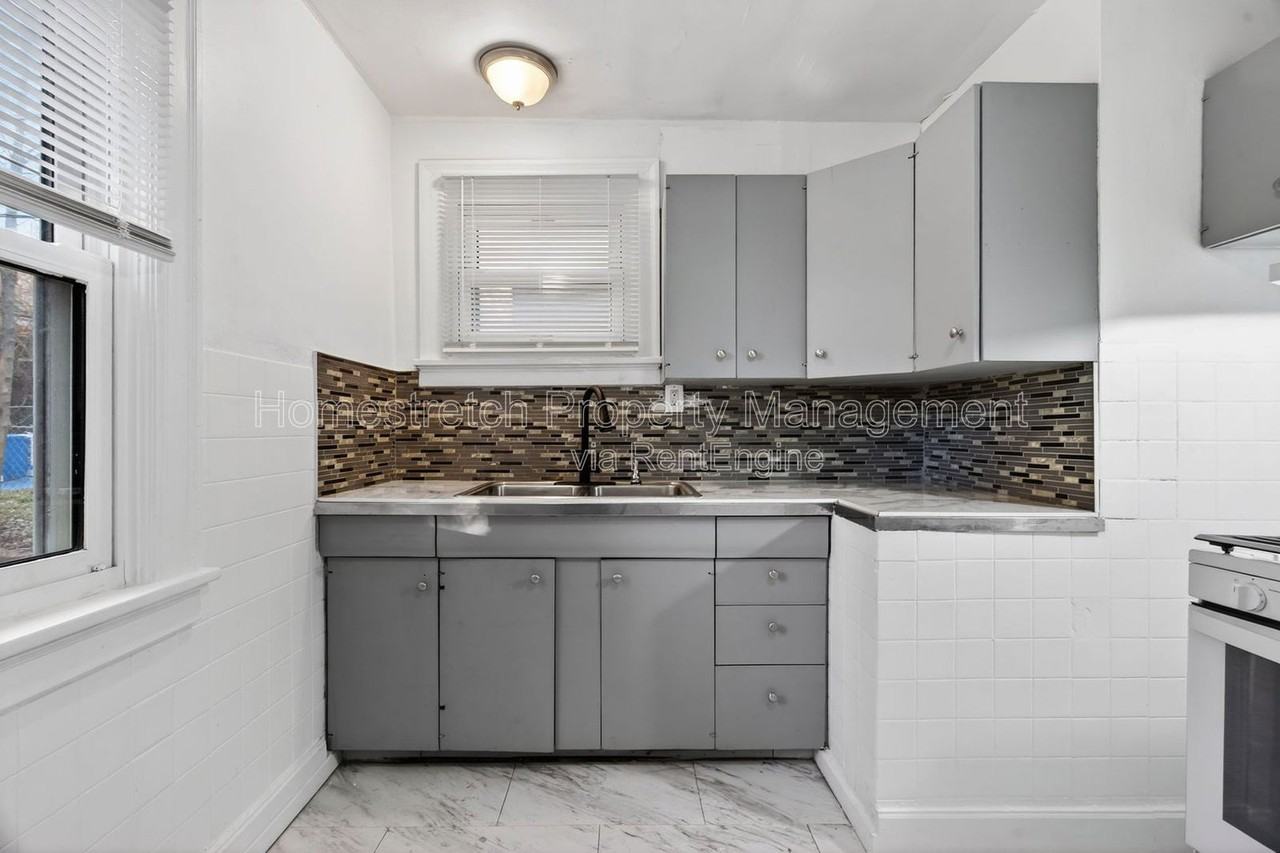 8347 Eton Pl - Photo 6 of 25