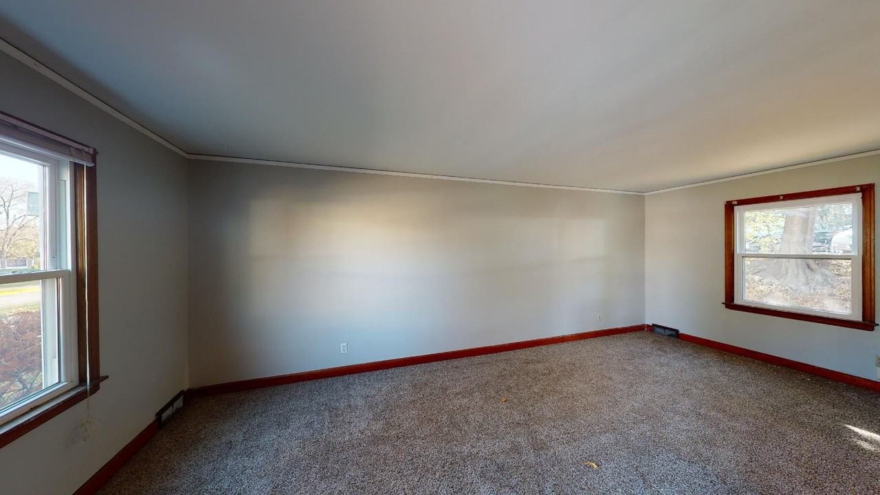 2142 Sunset Dr - Photo 6 of 15