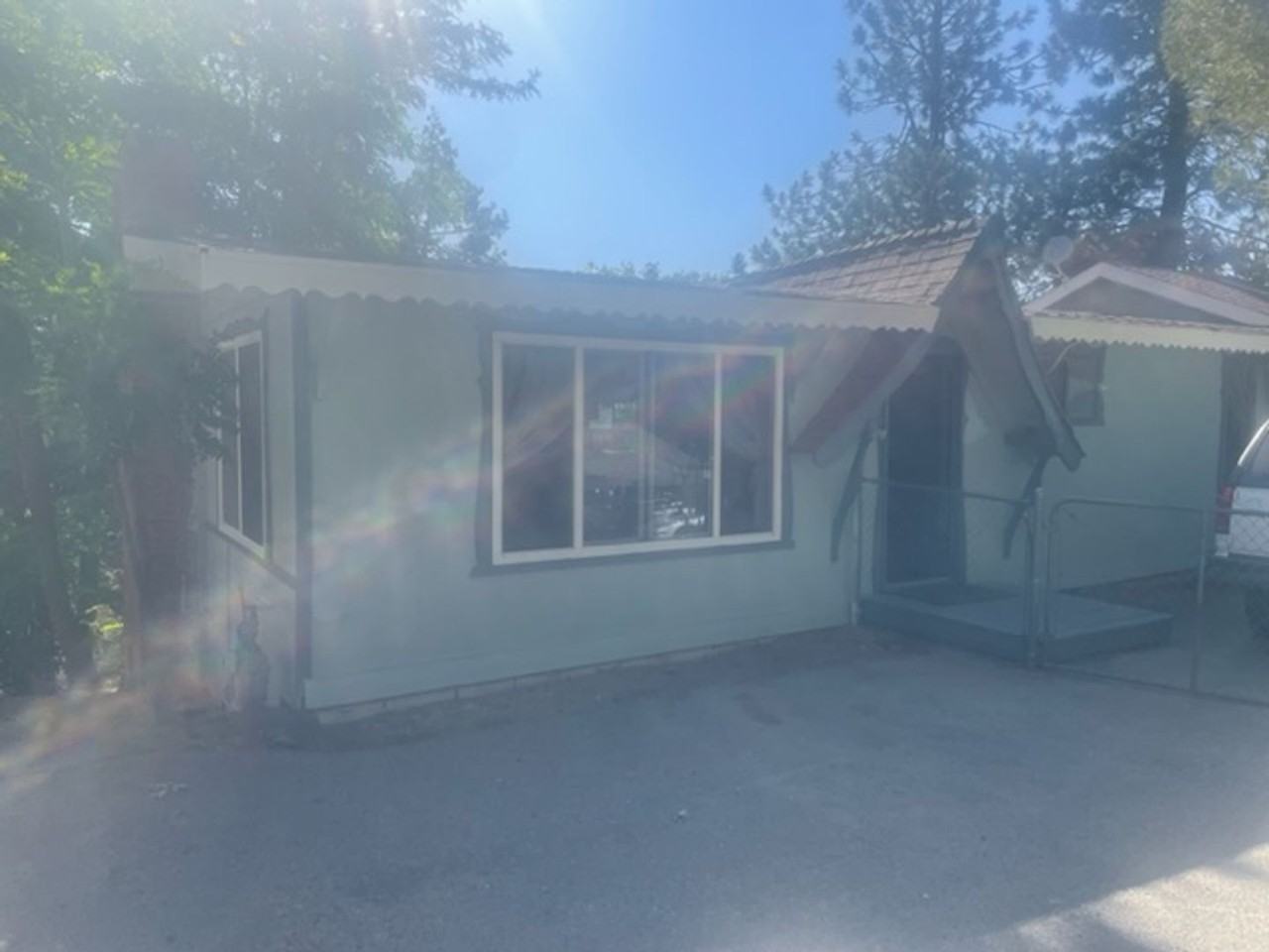 450 Davos Dr - Photo 2 of 19