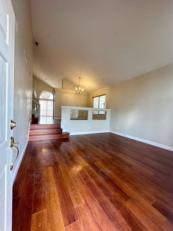 6747 Enchanted Cove Ct - Photo 3 of 38