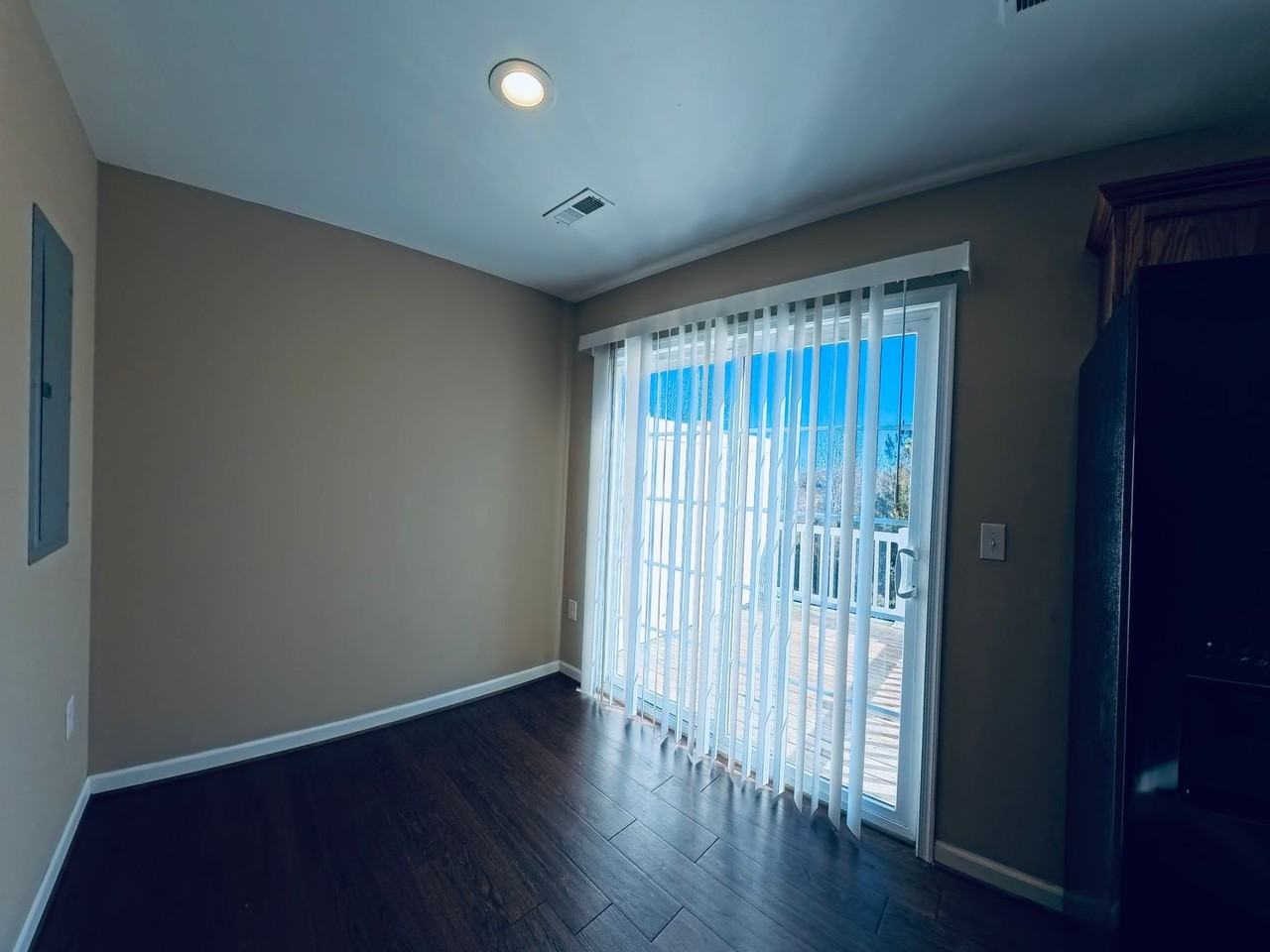 725 Burks Hill Rd #B - Photo 4 of 15