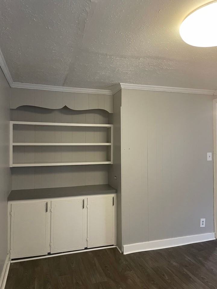 301 W Ruby Ave - Photo 5 of 12