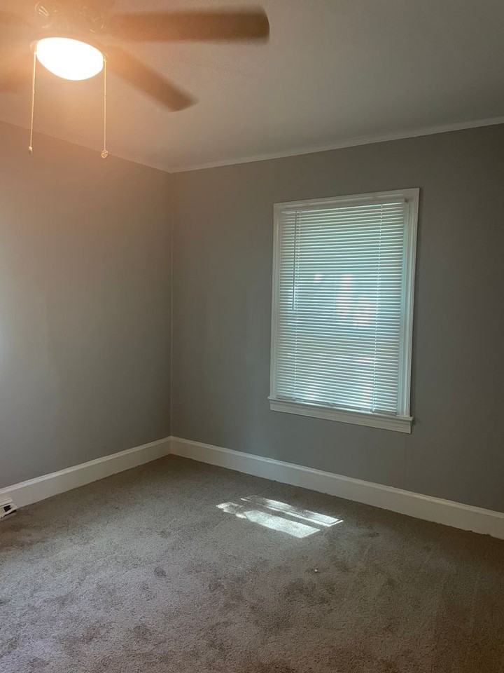 301 W Ruby Ave - Photo 6 of 12