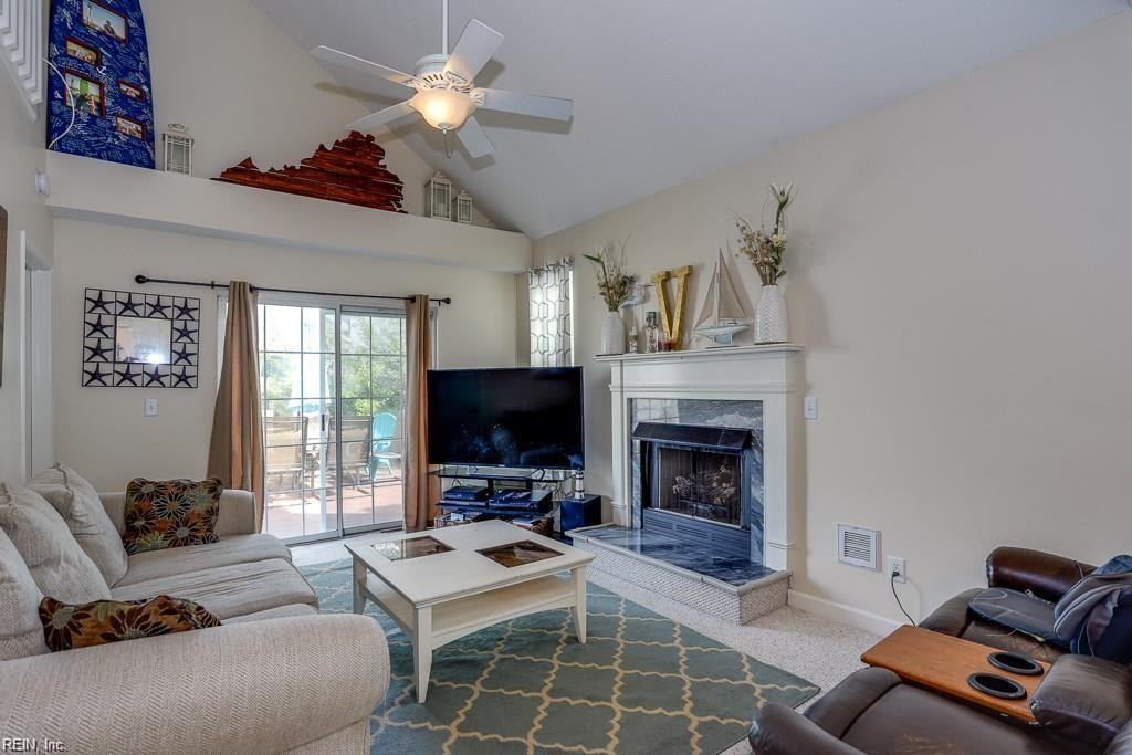 2137 Marina Bay Cv - Photo 6 of 32