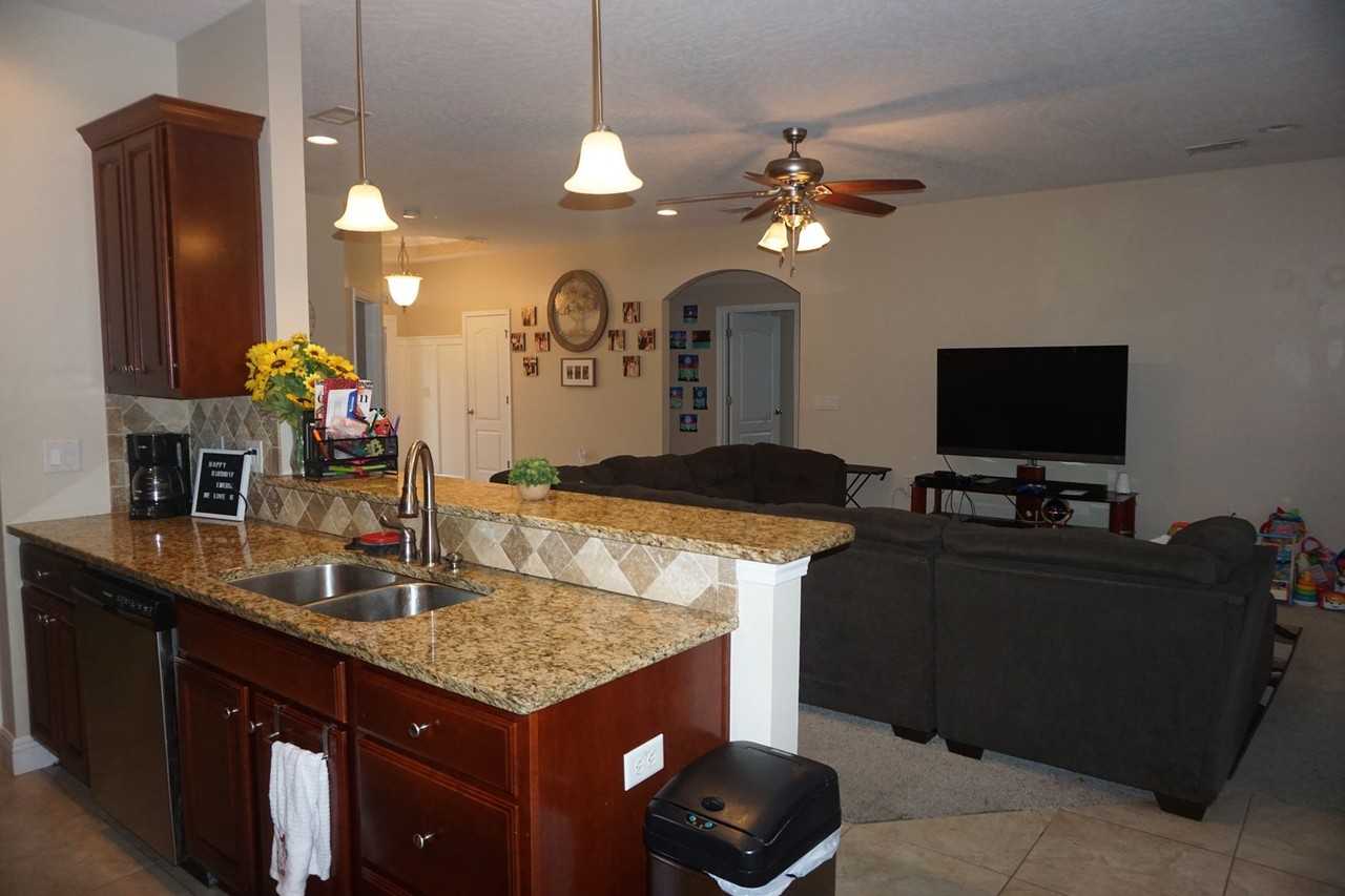 4414 Mirada Way - Photo 6 of 21