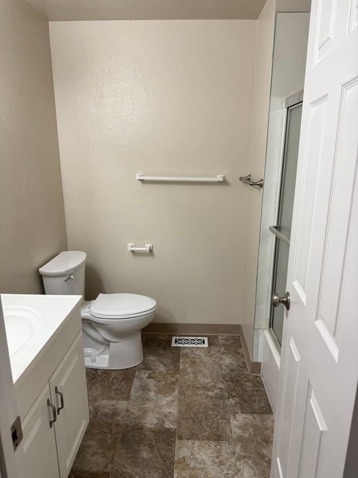 623 190th Street Ct E - Photo 7 of 13