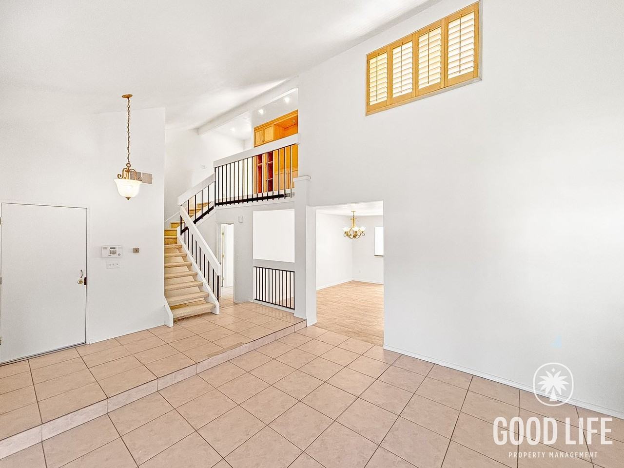 9025 Outinda St - Photo 7 of 33