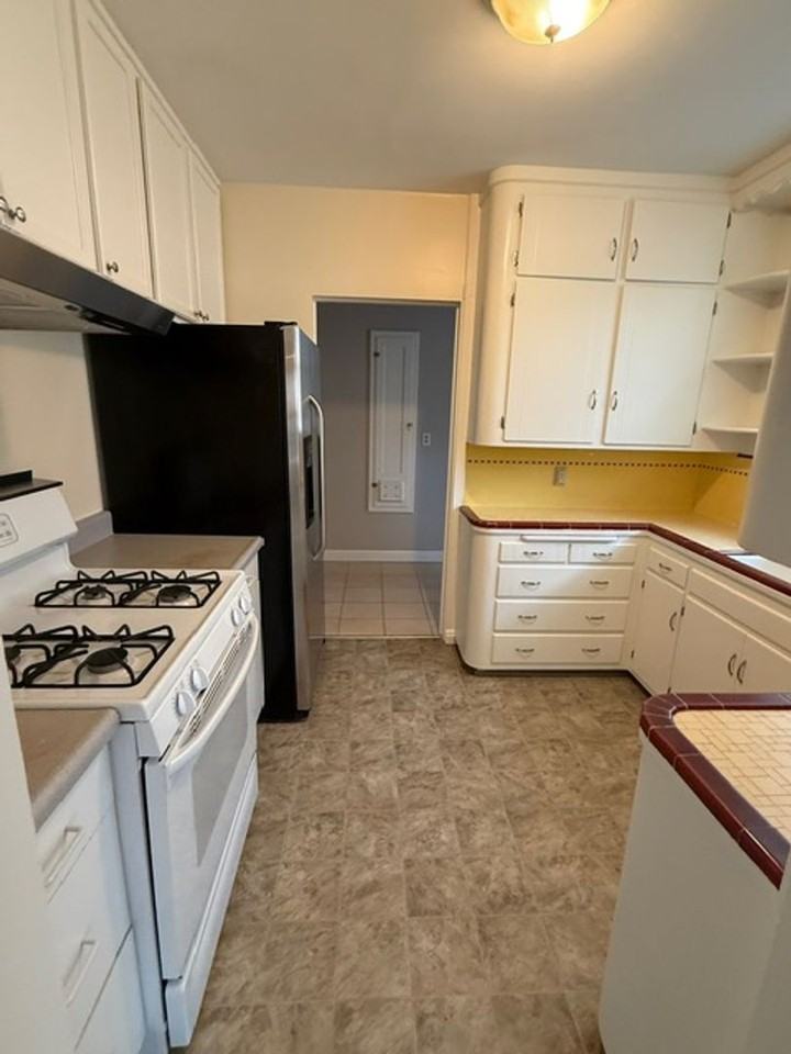 416 Macklyn Ave - Photo 5 of 21