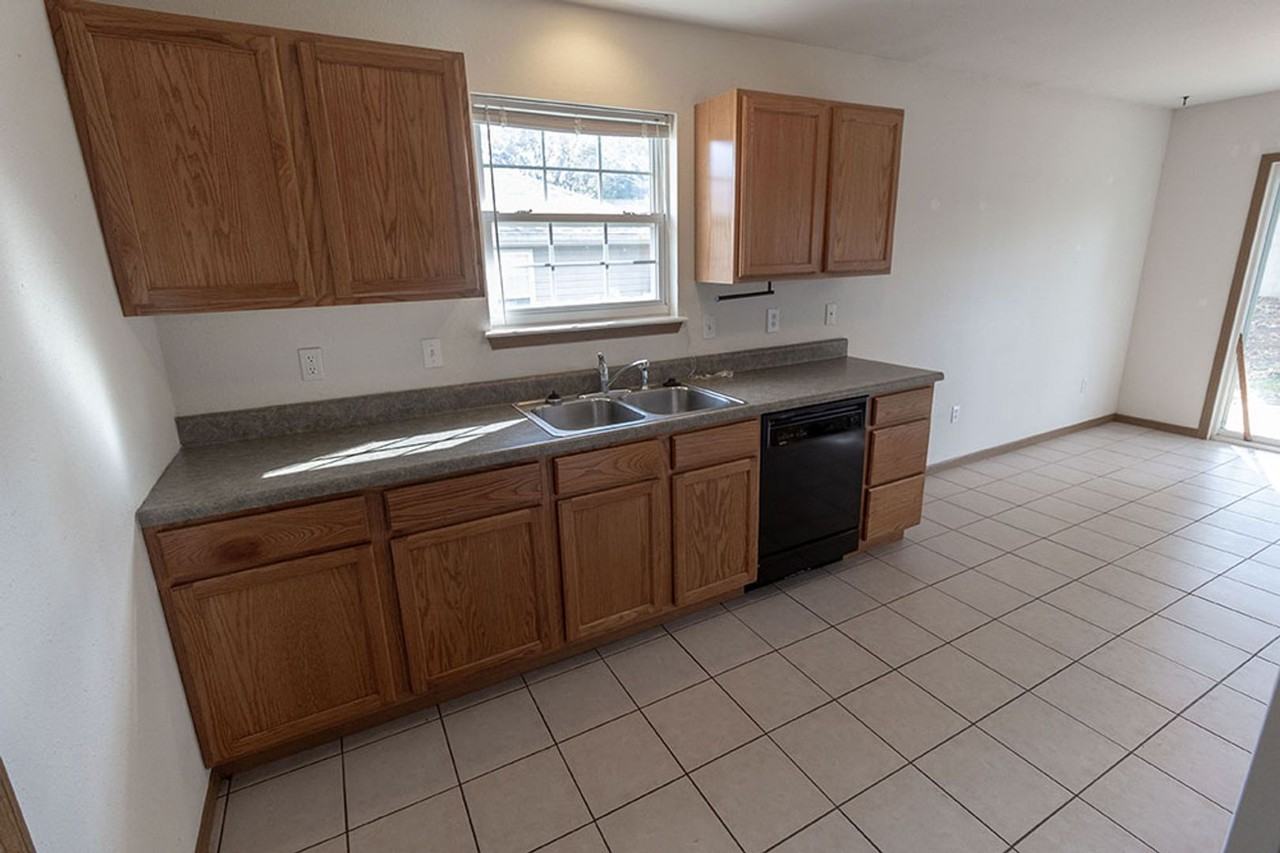 1610 Typhoon Dr - Photo 7 of 31