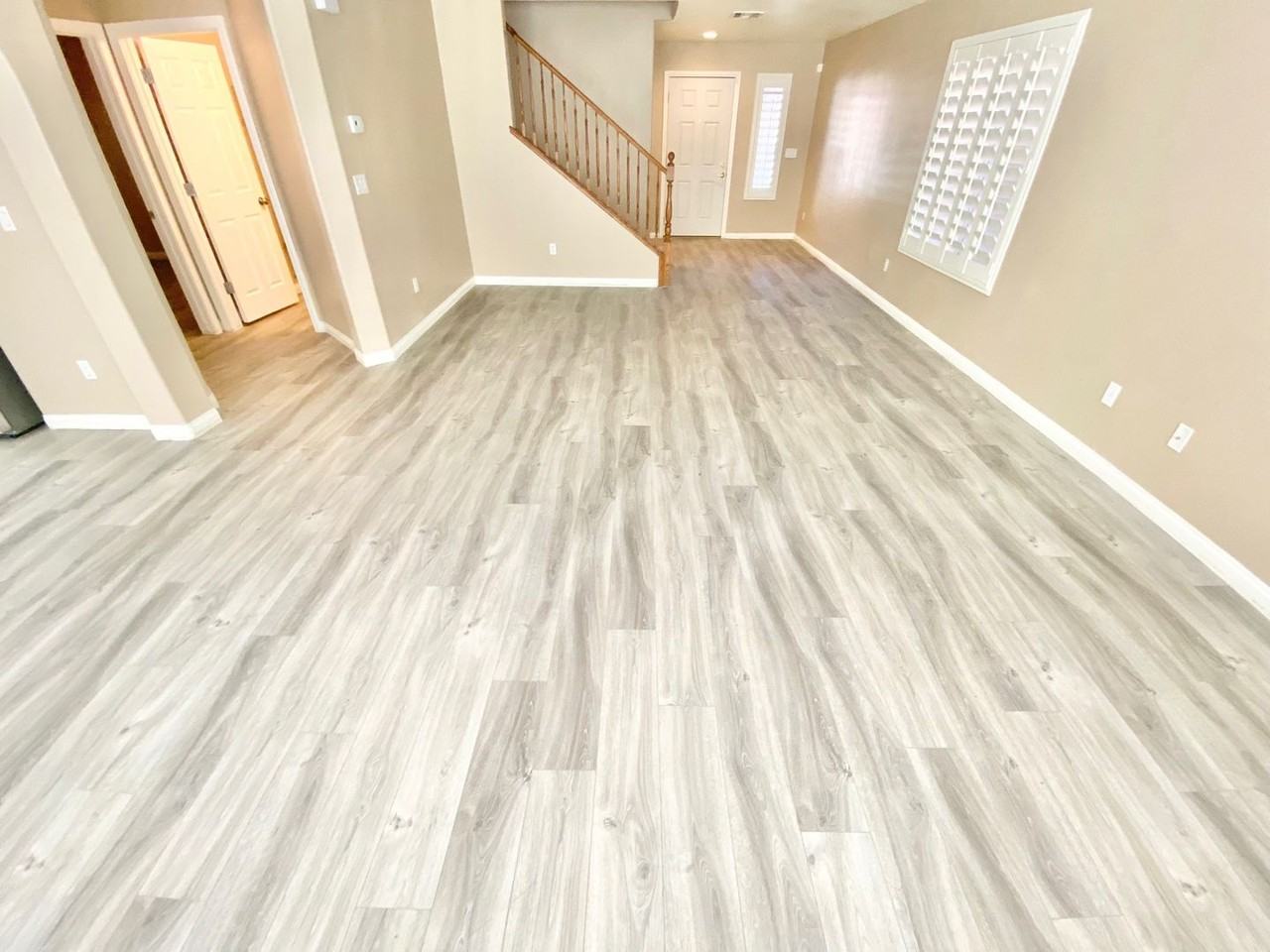 8905 Skyline Peak Ct - Photo 2 of 32